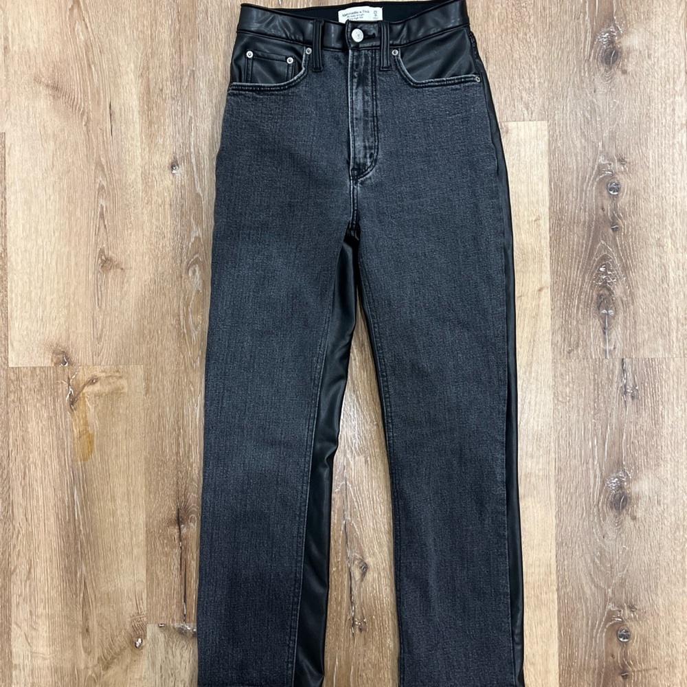 Abercrombie & Fitch Black Ultra High Rise Jeans
